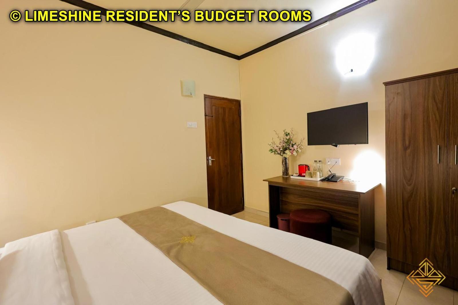 Limeshine - Airport Transit Hotels & Residences 카투나야크 외부 사진